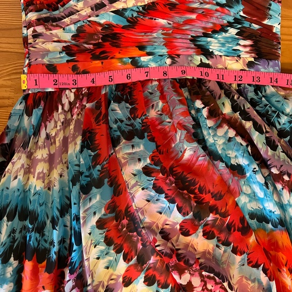 Aidan Mattox Hi Low Feather print strapless chiffon gown, Size 4 - Picture 4 of 9